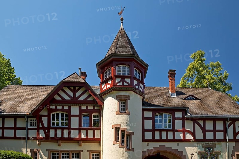 Alemannenhaus, house of the Alemannia Marburg fraternity, student association, Marburg an der Lahn, Hesse, Germany, Europe
