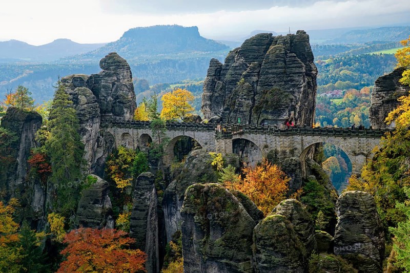 View from the Ferdinandstein to the Bastei bridge, Bastei, Lohmen, Saxon Switzerland, Elbe Sandstone Mountains, Saxony, Germany, Europe