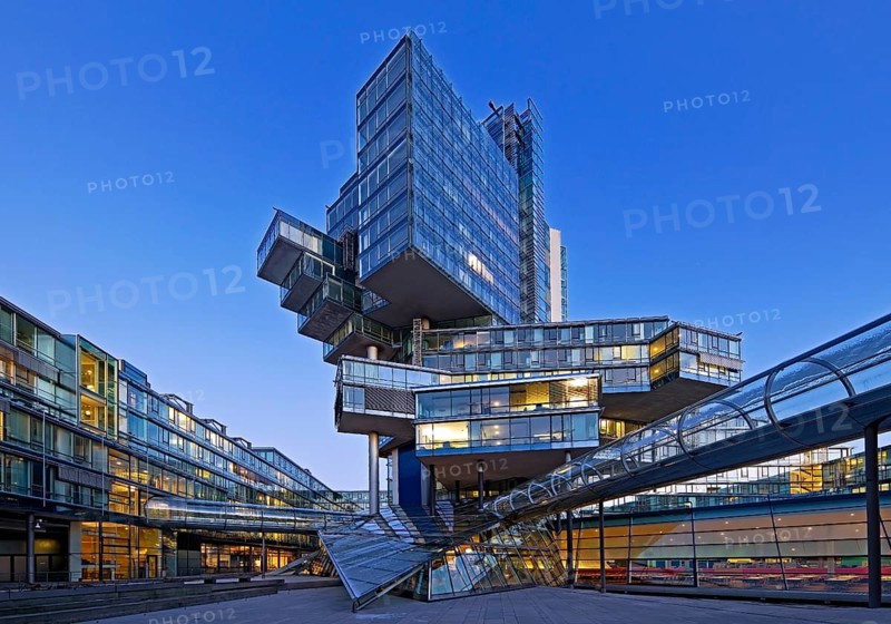 Administration building Nord LB, Norddeutsche Landesbank, architectural office Behnisch, Behnisch & Partner, Hanover, Lower Saxony, Germany, Europe