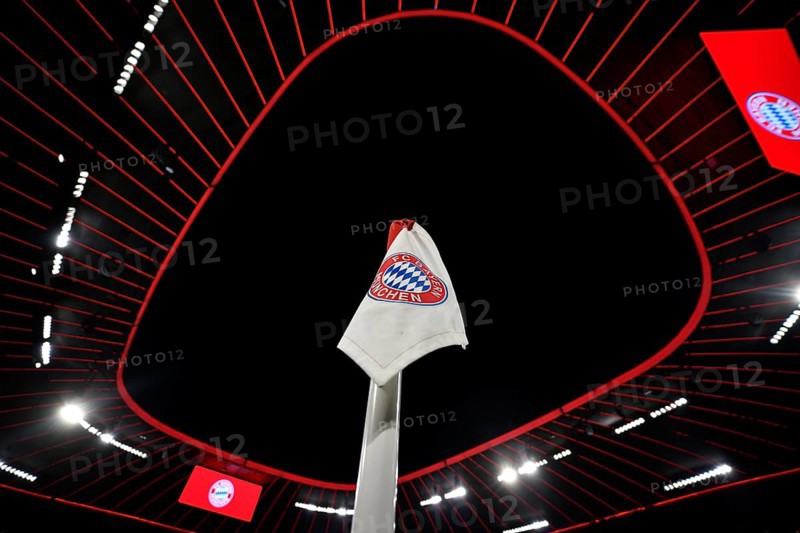 CL, Champions League evening, Allianz Arena, interior, corner flag, logo, scoreboard, Munich, Bayern, Germany, Europe