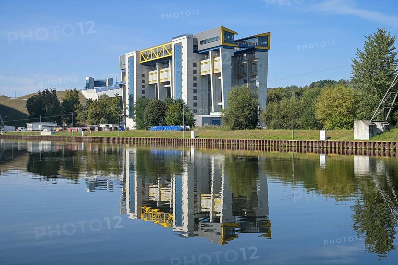 Oder-Havel Canal, New Niederfinow North Ship's Hoist, Brandenburg, Germany, Europe