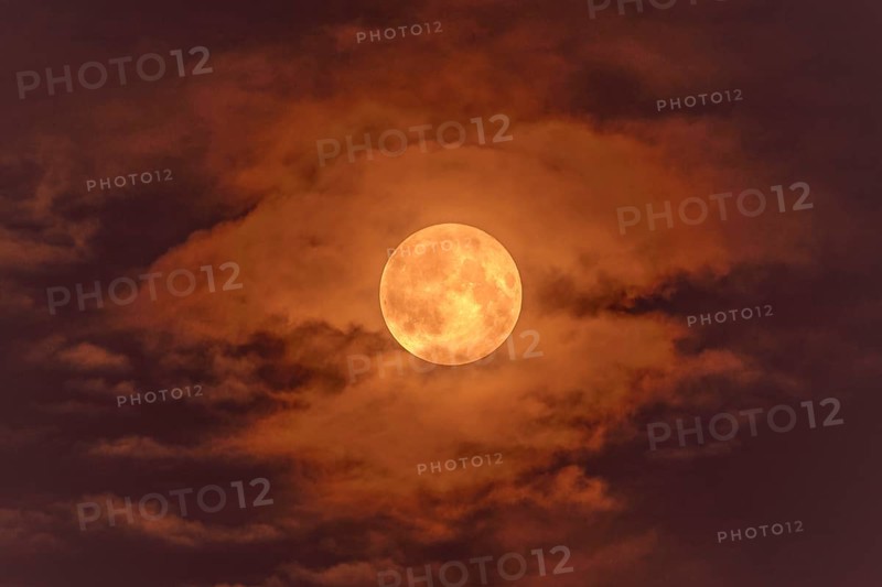 Full moon, supermoon, blood moon behind clouds, Baden-Württemberg, Germany, Europe