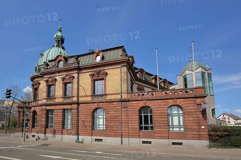 Volksbank building built in 1902 with cupola, Kaiserslautern, Rhineland-Palatinate, Germany, Europe