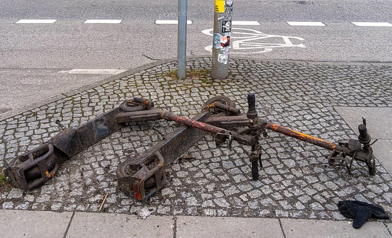 Rusty electric scooters on public streets, East Side Galery in Berlin-Mitte, Berlin, Germany, Europe