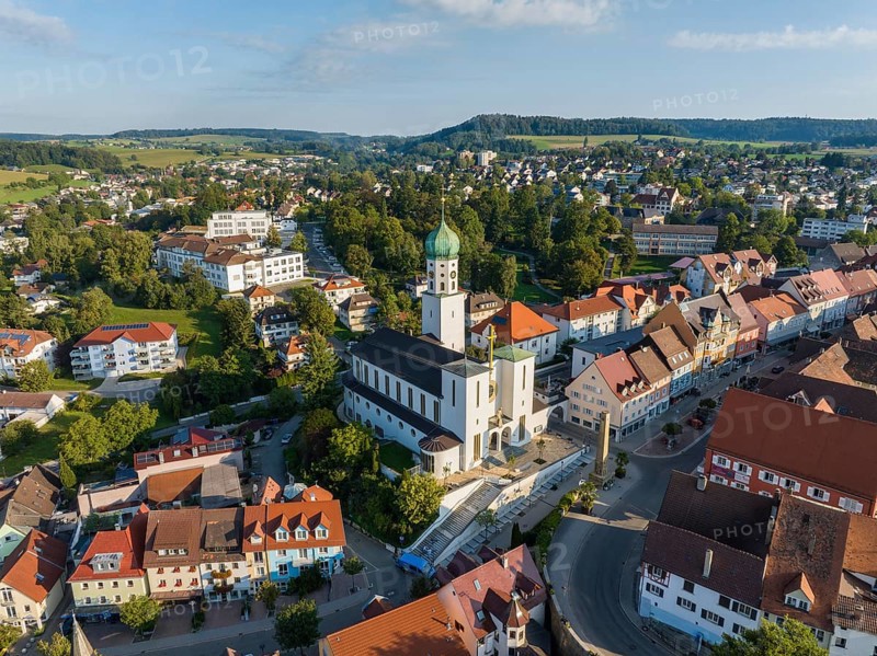 Aerial view of the town of Stockach with the church of St. Oswald in the upper town, historic town centre, Hegau, Constance district, Baden-Württemberg, Germany, Europe