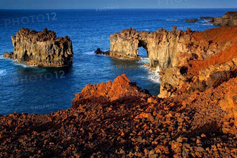 Canary Islands, El Hierro, south coast, rocks, rock arch, Atlantic Ocean, Arco de la Tosca, cliffs, El Hierro, Canary Islands, Spain, Europe