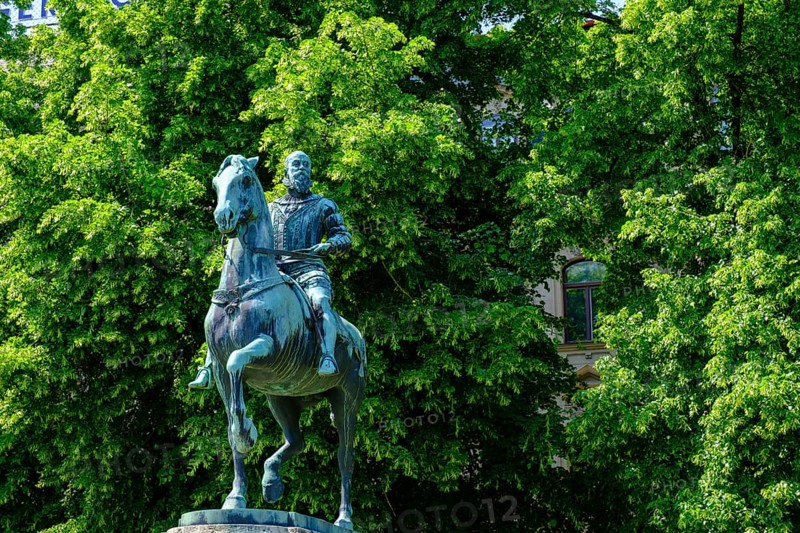 Statue of Luitpold Prince Regent of Bavaria, Schönleinsplatz, Bamberg, Upper Franconia, Bavaria, Germany, Europe