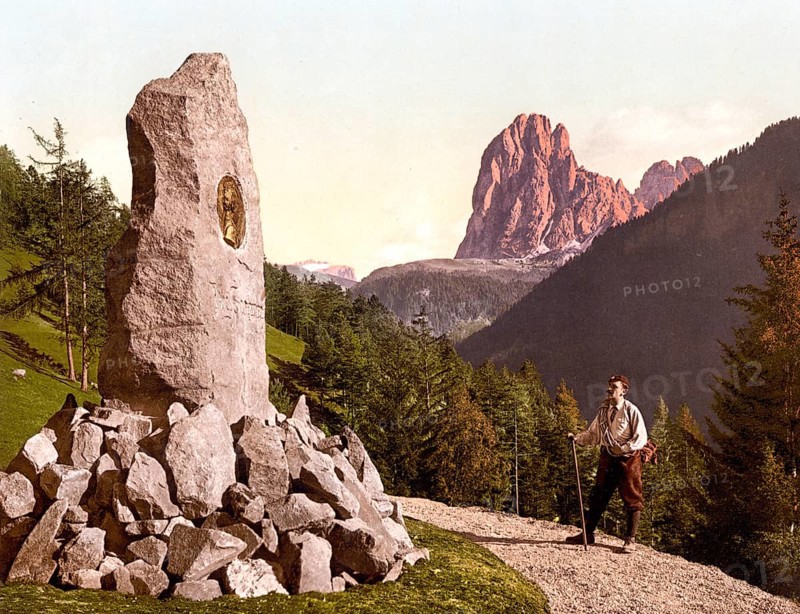 Val Gardena, Val Gardena Valley, Paul-Grohmann-Monument, Ortisei, Tyrol, formerly Austro-Hungary, now South Tyrol, Italy, c. 1890, Historic, digitally restored reproduction from a 19th century original Val Gardena, Paul-Grohmann-Monument, Tyrol, former Austro-Hungary, now South tyrol, Italy, 1890, Historic, digitally restored reproduction from a 19th century original, Europe