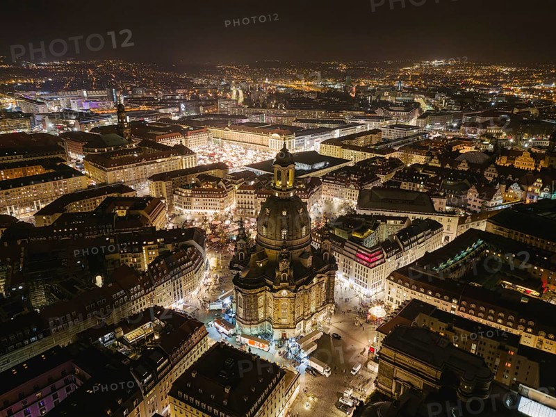 Dresden's old town at Christmas time. Despite the fact that the main sights are not illuminated due to energy-saving measures, the old town shines in a very impressive way