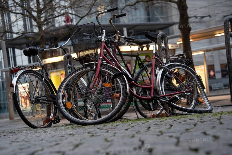 Defective bicycle, symbolic image for vandalism, destruction and theft, Magdeburg, Saxony-Anhalt, Germany, Europe