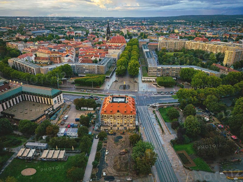 Neustadt market with converted blockhouse and the Golden Rider