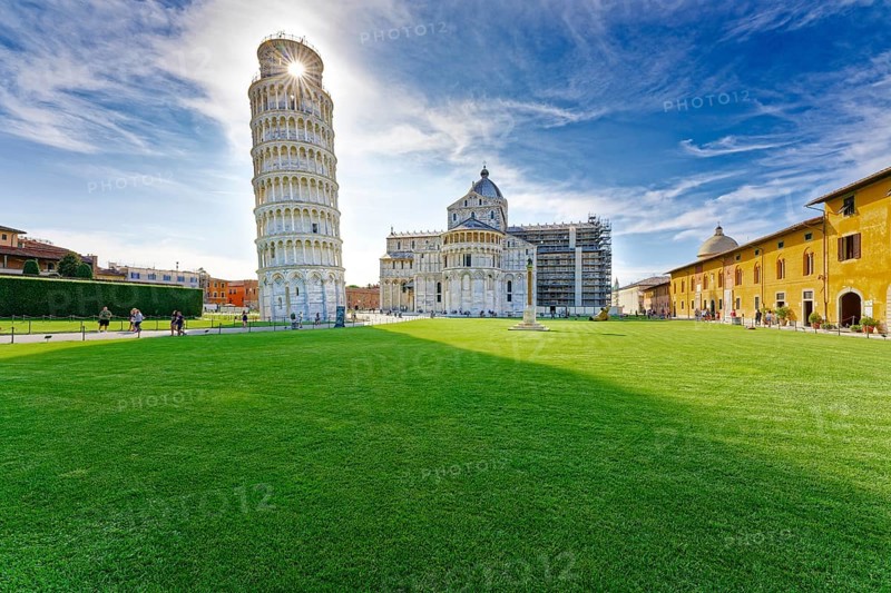 Leaning Tower, Torre pendente di Pisa, Cathedral, Cattedrale Metropolitana Primaziale di Santa Maria Assunta, Miracles Square, Piazza dei Miracoli also Campo dei Miracoli, Piazza del Duomo, Pisa, Tuscany, Italy, UNESCO World Heritage Site, Europe
