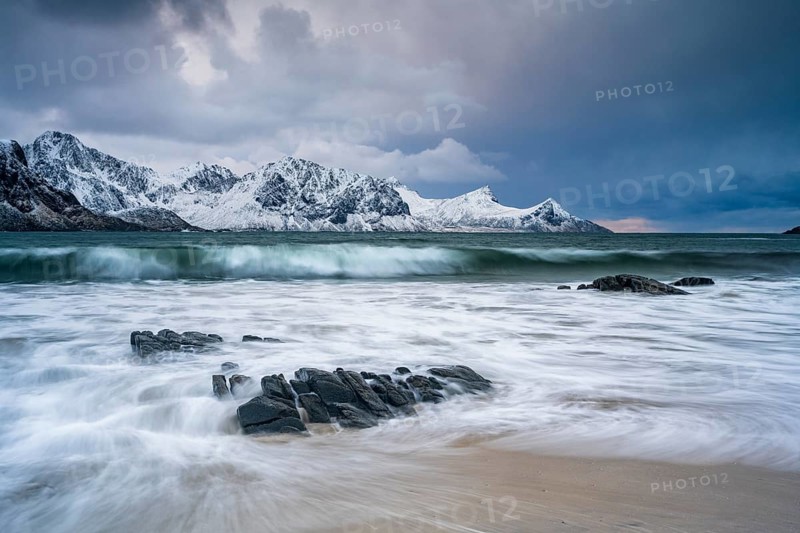 Rocky coast at Haukland beach, Vestvagoya, Lofoten, Norway, Europe