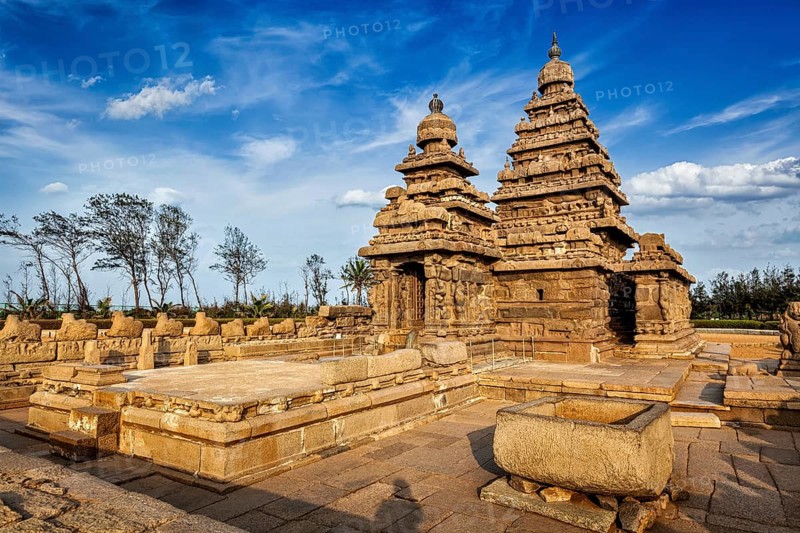Famous Tamil Nadu landmark, Shore temple, world heritage site in Mahabalipuram, Tamil Nadu, India, Asia