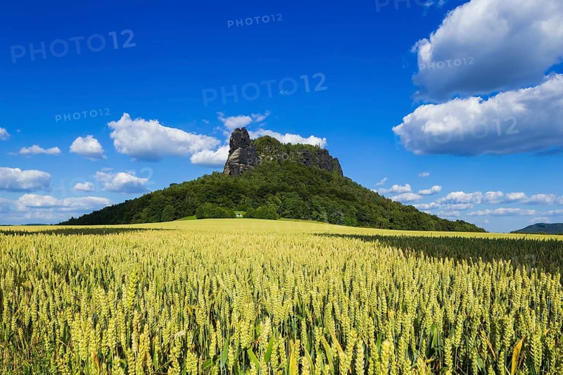The Lilienstein is one of the most prominent mountains in Saxon Switzerland in Saxony. The Lilienstein is the only table mountain on the right side of the Elbe and is the symbol of the Saxon Switzerland National Park