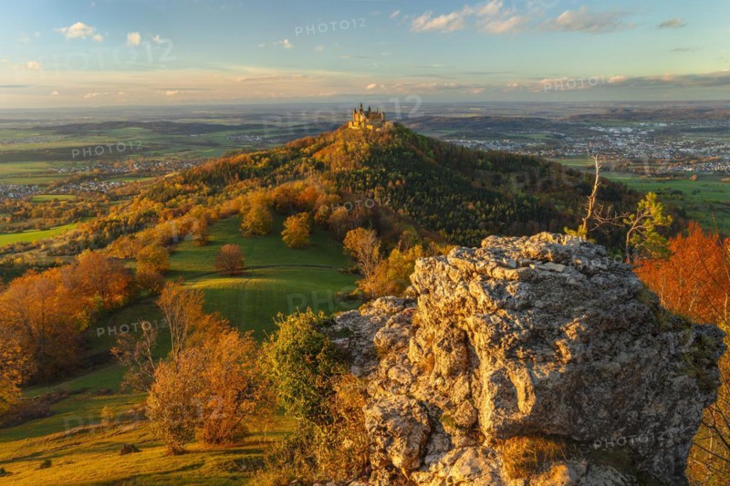 Hohenzollern Castle in autumn, Swabian Alb, Baden-Württemberg, Germany, Hohenzollern Castle, Zollernalb, Swabian Alb, Baden-Württemberg, Germany, Europe