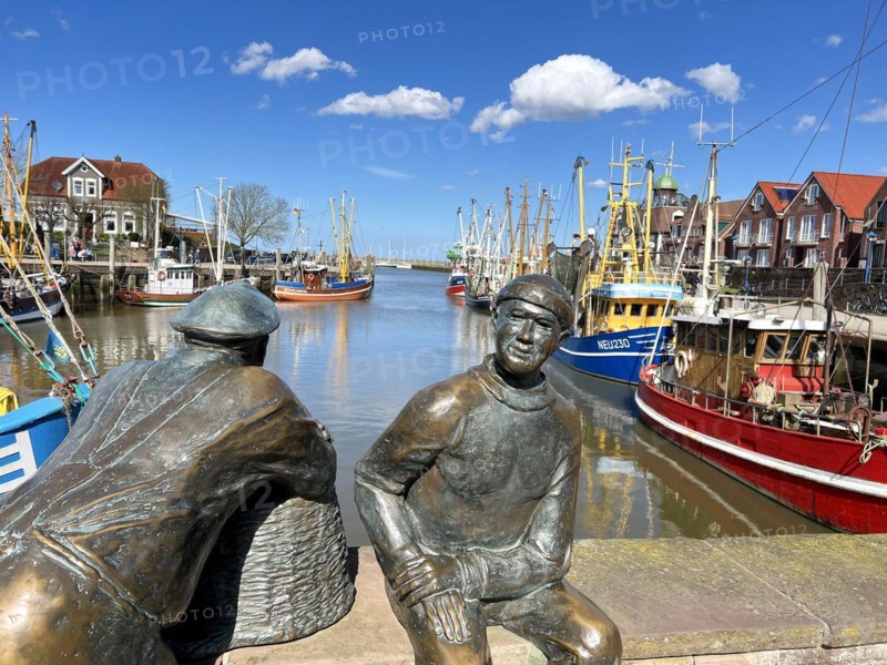 Harbour, Neuharlingersiel, East Frisia, Germany, Europe