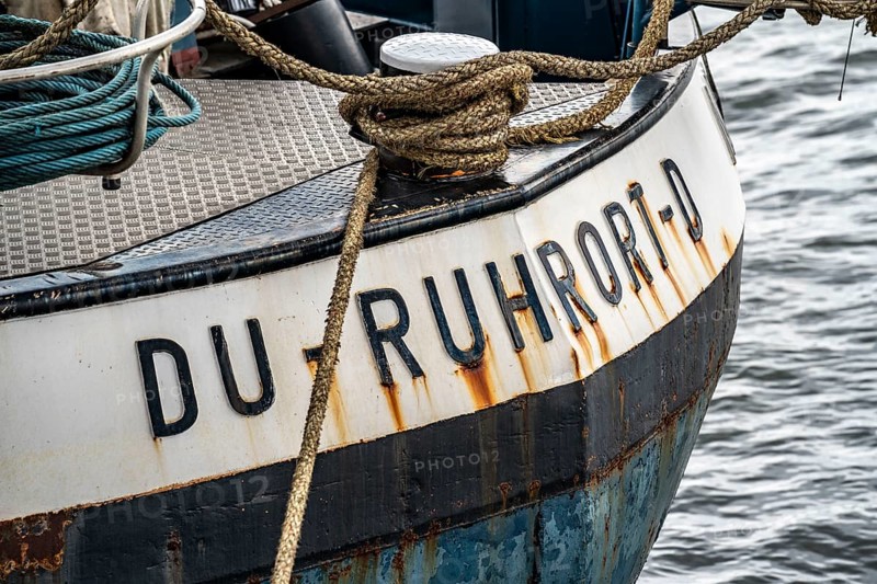 Cargo ship with home port Ruhrort, harbour district Duisburg-Ruhrort, North Rhine-Westphalia, Germany, Europe