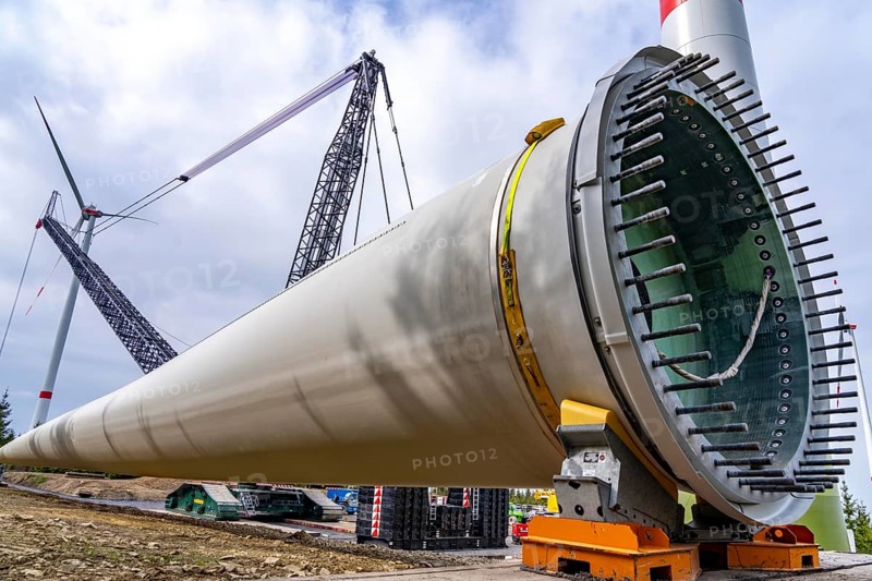 Erection of a wind turbine, wind energy plant, erection of the crawler lattice crane for blade assembly, wind farm near Hagen, North Rhine-Westphalia, Germany, Europe
