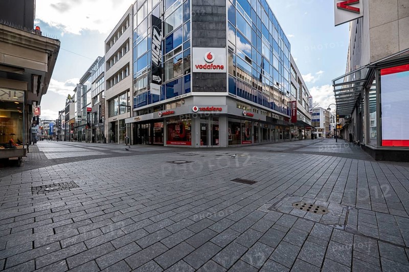 Effects of the coronavirus crisis, empty shopping street, around 1400 hours on Saturday, normally thousands of people go shopping here at this time, Hohe StraÃŸe in Cologne, Germany, Europe