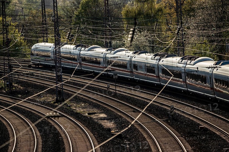 Railway, tracks, rails, infrastructure, overhead lines, railway line between Essen and Duisburg, ICE train, Germany, Europe