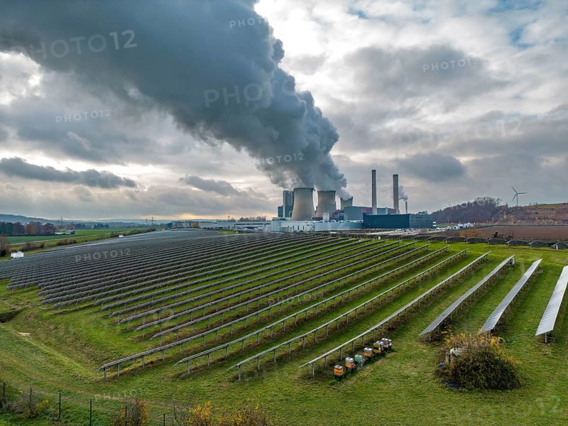 Solarpark Inden, a photovoltaic park in Inden, at the Weisweiler lignite-fired power plant of RWE Power AG in Eschweiler-Weisweiler, base load power plant, burns lignite from the Inden opencast mine, North Rhine-Westphalia, Germany, Europe