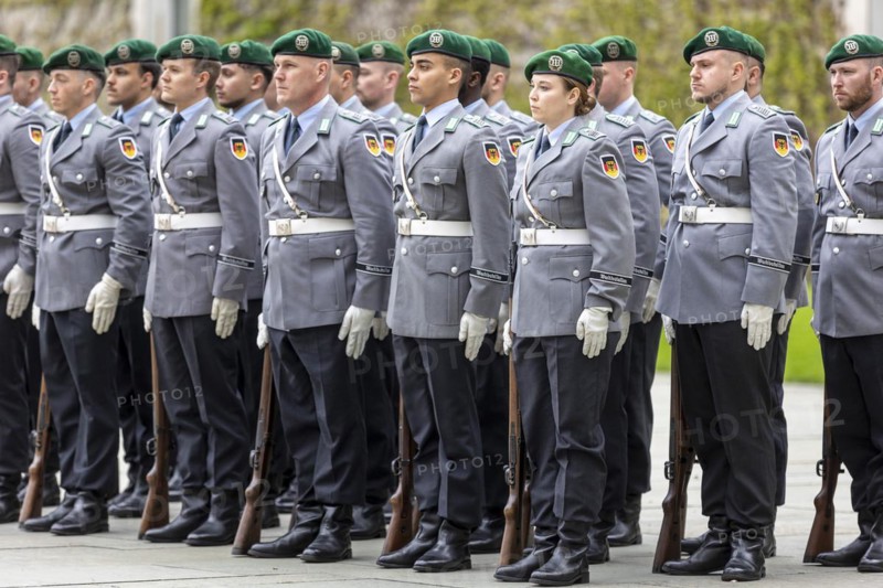 Soldiers from the Bundeswehr Guard Battalion, photographed during a reception with military honours in the courtyard of the Federal Chancellery in Berlin, 12.04.2024