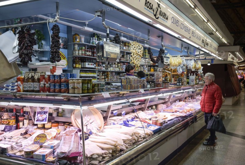 Dried fish and pickles, Mercat de Santa Caterina market hall, Barcelona, Catalonia, Spain, Europe