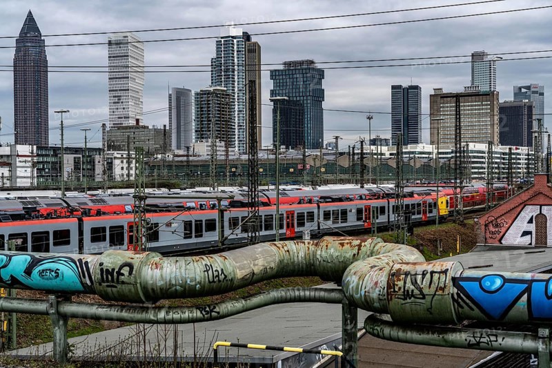 Mainova district heating line, local trains on the track in front of Frankfurt am Main main station, skyline, Hesse, Germany, Europe
