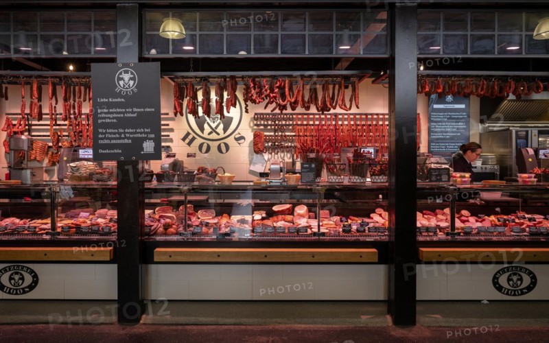 Meat products, sausage products, display, butcher's shop Hoos, Kleinmarkthalle, covered market hall, Frankfurt am Main, Hesse, Germany, Europe