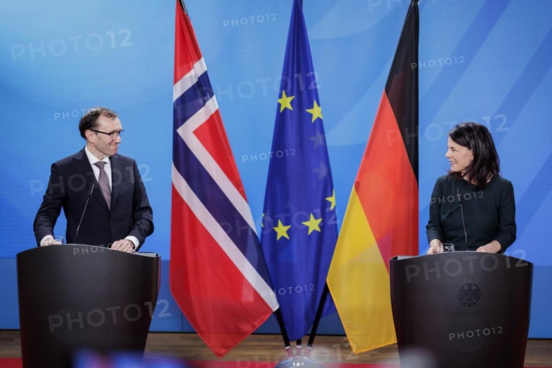 Espen Barth Eide, Minister of Foreign Affairs of the Kingdom of Norway, and Annalena BÃ¤rbock (Alliance 90/The Greens), Federal Foreign Minister, photographed during a joint press conference in Berlin, 14 March 2024. Photographed on behalf of the Federal Foreign Office