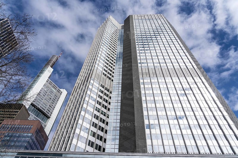The Eurotower in the city centre of Frankfurt am Main, headquarters of the ECB banking supervision, on the left the Commerzbank building, Hesse, Germany, Europe