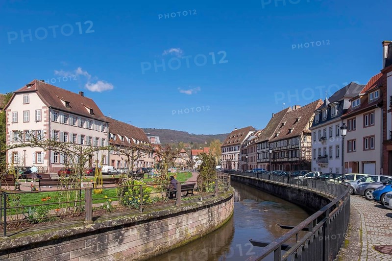 Quai Anselmann, Lauter Canal, Wissembourg, Northern Vosges nature park Park, Vosges, Alsace, France, L, Europe