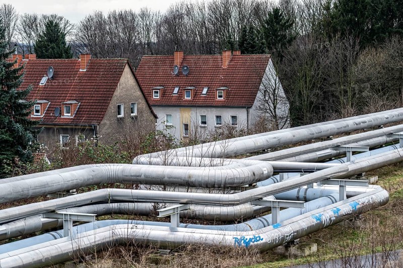 District heating pipelines, Hertener Stadtwerke, transfer point at the former SchlÃ¤gel & Eisen colliery, from the power station pipelines to the municipal network, for supplying households with district heating, Herten, North Rhine-Westphalia, Germany, Europe