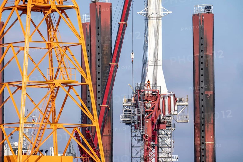 Lloyd Werft, shipyard in the overseas harbour of Bremerhaven, work on the offshore work vessel, crane ship Wind Lift 1, in Kaiserhafen 3, Bremen, Germany, Europe