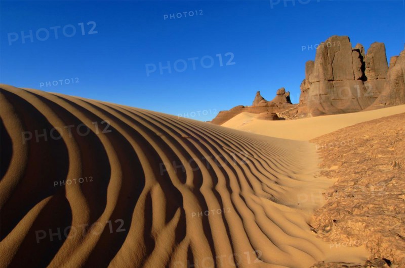 Desert landscape, Tin Akascheker, Algeria, rock formations, Algeria, Africa
