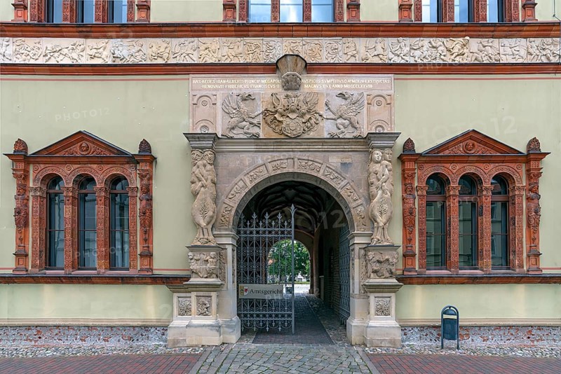 Entrance portal of the former Fürstenhof, summer residence of the Dukes of Mecklenburg, 16th century, today district court, Vor dem Fürstenhof 1, Wismar, Mecklenburg-Western Pomerania