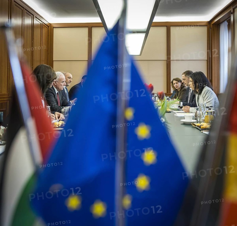 Annalena BÃ¤rbock (Alliance 90/The Greens), Federal Foreign Minister, meets Palestinian Foreign Minister Riyad al Maliki at the Federal Foreign Office. 'Photographed on behalf of the Federal Foreign Office'