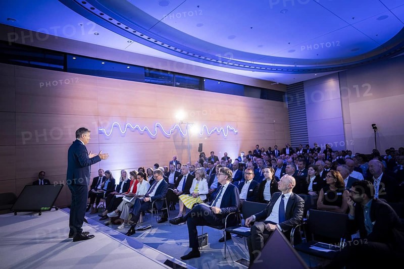 Federal Minister for Economic Affairs and Climate Protection Robert Habeck (Alliance 90/The Greens) on a summer tour of Germany. Here in Frankfurt, 9 July 2024, taking part in a KfW capital market conference Photographed on behalf of the BMWK