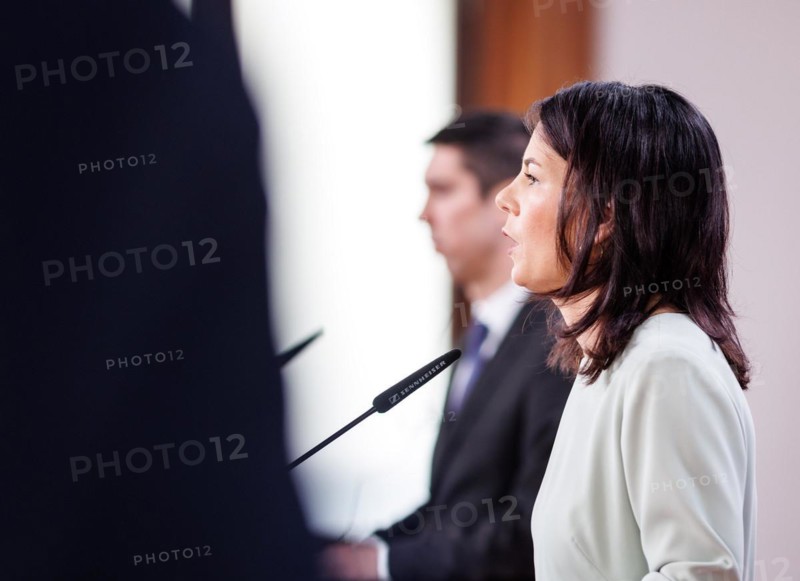(R-L) Annalena BÃ¤rbock, Federal Minister for Foreign Affairs, meets Mihai Popsoi, Foreign Minister of the Republic of Moldova, for talks at the Federal Foreign Office. Taken during a joint press conference in Berlin, 09.04.2024. Photographed on behalf of the Federal Foreign Office'