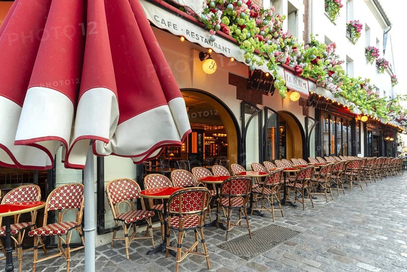 Restaurant, Montmartre, Paris, Île-de-France region, France, Europe
