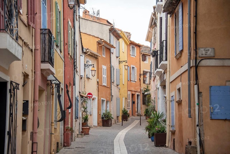 Colourful houses in Fréjus, Var, Provence-Alpes-Cote d'Azur, France, Europe