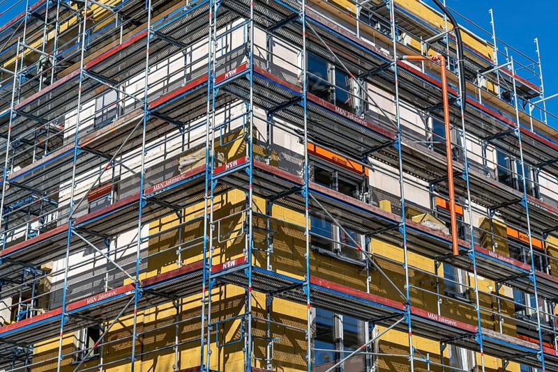 Residential construction, new construction of a residential complex, shell construction, partly already equipped with thermal insulation, North Rhine-Westphalia, Germany, Europe
