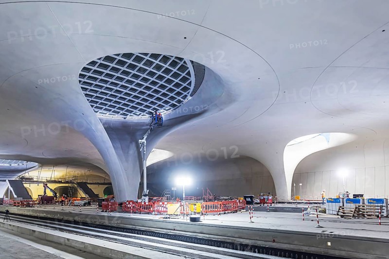 Impressions of the new Stuttgart 21 main station. The shell is finished, now it's time for the technical equipment. The 28 chalice-shaped columns supporting the roof of the underground through station are striking. Skylights with a diameter of around 21 metres provide daylight in the station. Stuttgart, Baden-Württemberg, Germany, Europe