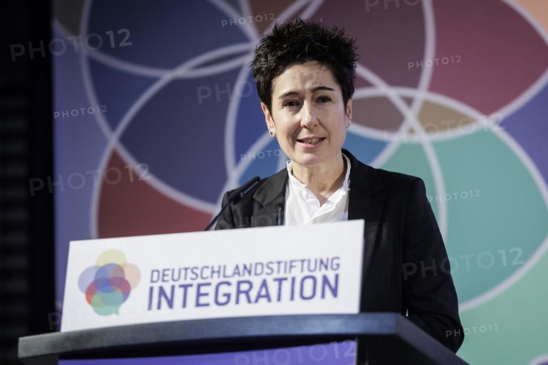 Dunja Hayali, journalist and TV presenter, photographed at the DSI Talisman Award ceremony in Berlin, 12 March 2024. With the Talisman Award, the Deutschlandstiftung Integration honours people who have rendered outstanding services to the cohesion of our society through their commitment. Photographed on behalf of the Federal Foreign Office