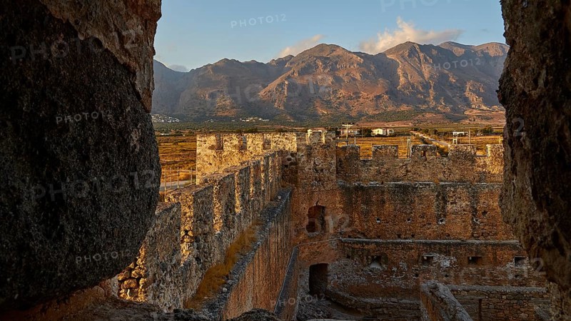 Evening light, battlements, courtyard, corner tower, mountains, Lefka Ori, White Mountains, Frangokastello, Venetian fortress, fortress castle, Sfakia, West Crete, south coast, island of Crete, Greece, Europe