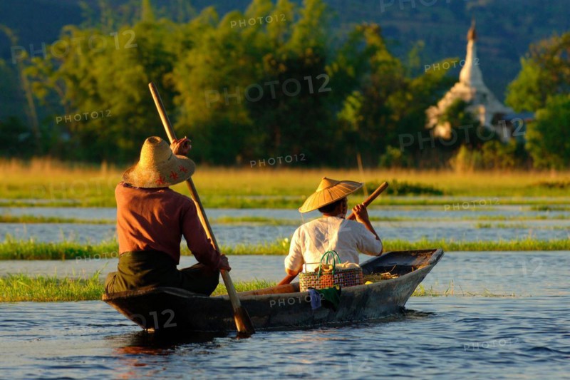 Myanmar, Fisherman with boat at Inle Lake, Myanmar, Asia