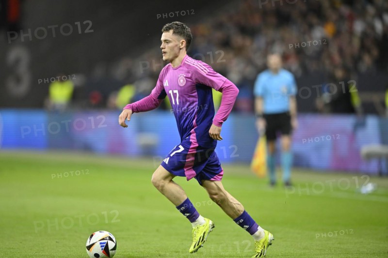 Florian Wirtz GER action on the ball, international match Germany GER vs Netherlands NED, Deutsche Bank Park, stadium, Frankfurt am Main, Hesse, Germany, Europe