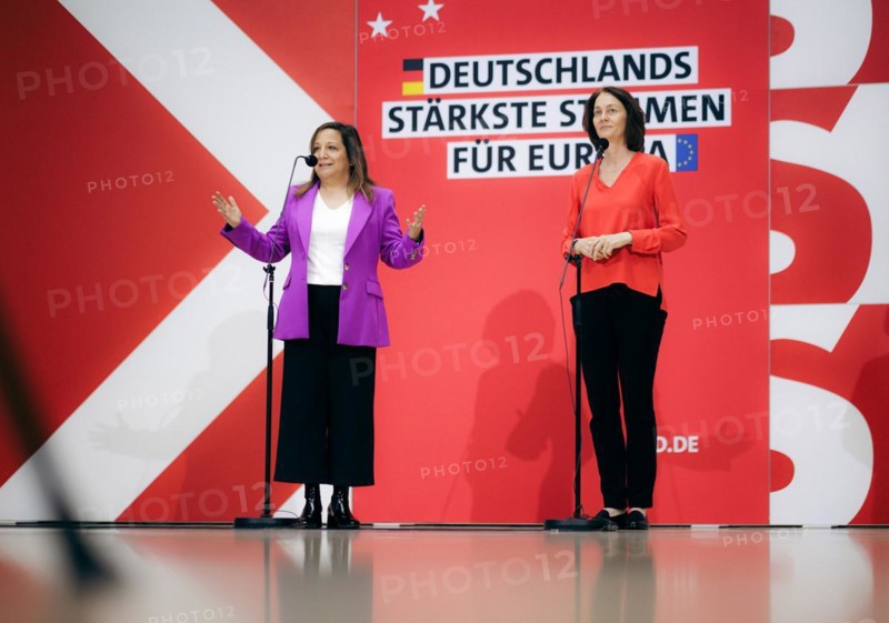 (R-L) Katarina Barley, SPD politician and Member of the European Parliament and Iratxe Garcia Perez, leader of the Spanish Progressive Alliance of Socialists and Democrats, during a press conference at the Willy Brandt House in Berlin, 8 April 2024