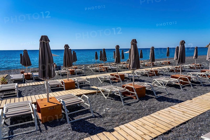 Beach, empty, organised, with sun loungers and parasols, catering, bay at Koutsounari Beach, on the island of Crete, in the south-east of the island, Greece, Europe
